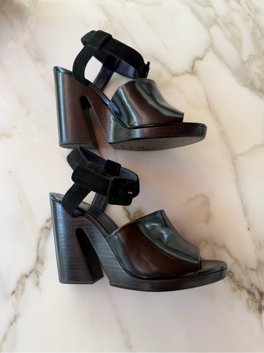 Céline Black Leather Block Heel Sandals - 36.5